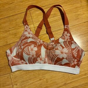 Victoria Secret Tropical Wireless Adjustable Sports Bra size 34B